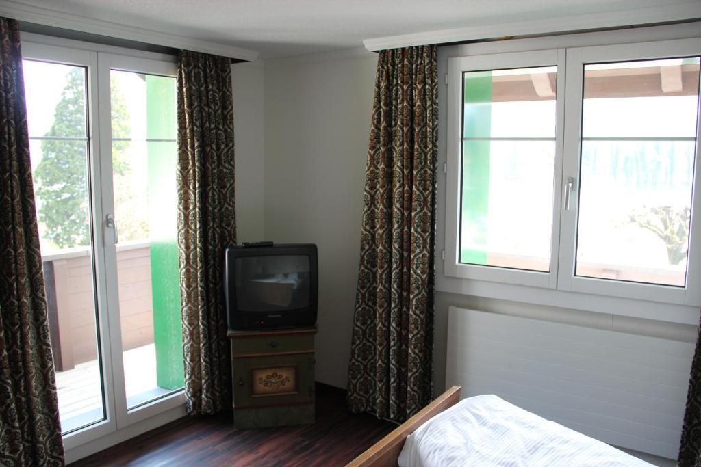 Hotel Walensee Trattoria Weesen Quarto foto